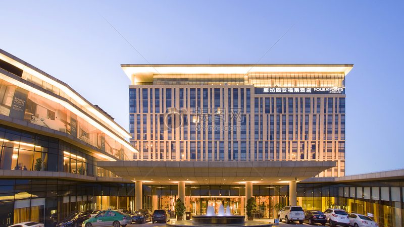 研学旅行作为一种新型的教育方式，其费用构成相对复杂，主要包括以下几个方面：